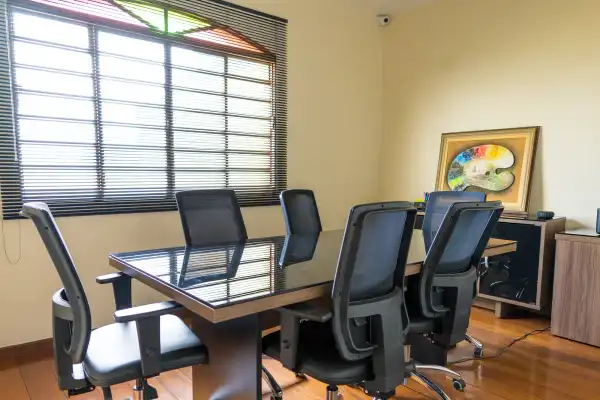 Sala de reuniões do escritório Castro e Luz